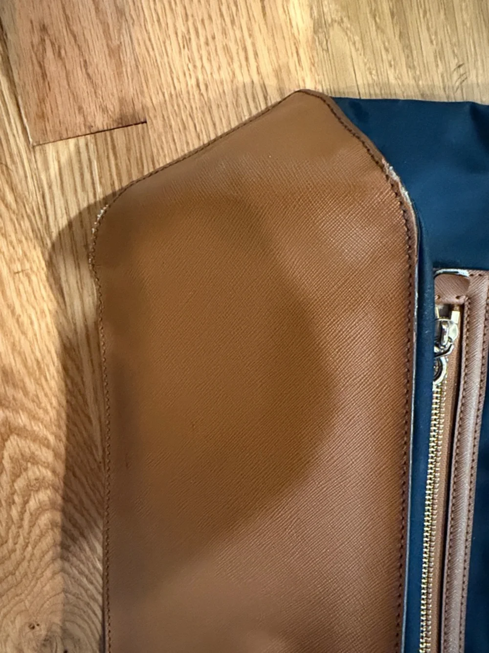 Michael Kors Navy and Tan Shoulder Tote - Picture 2 of 6